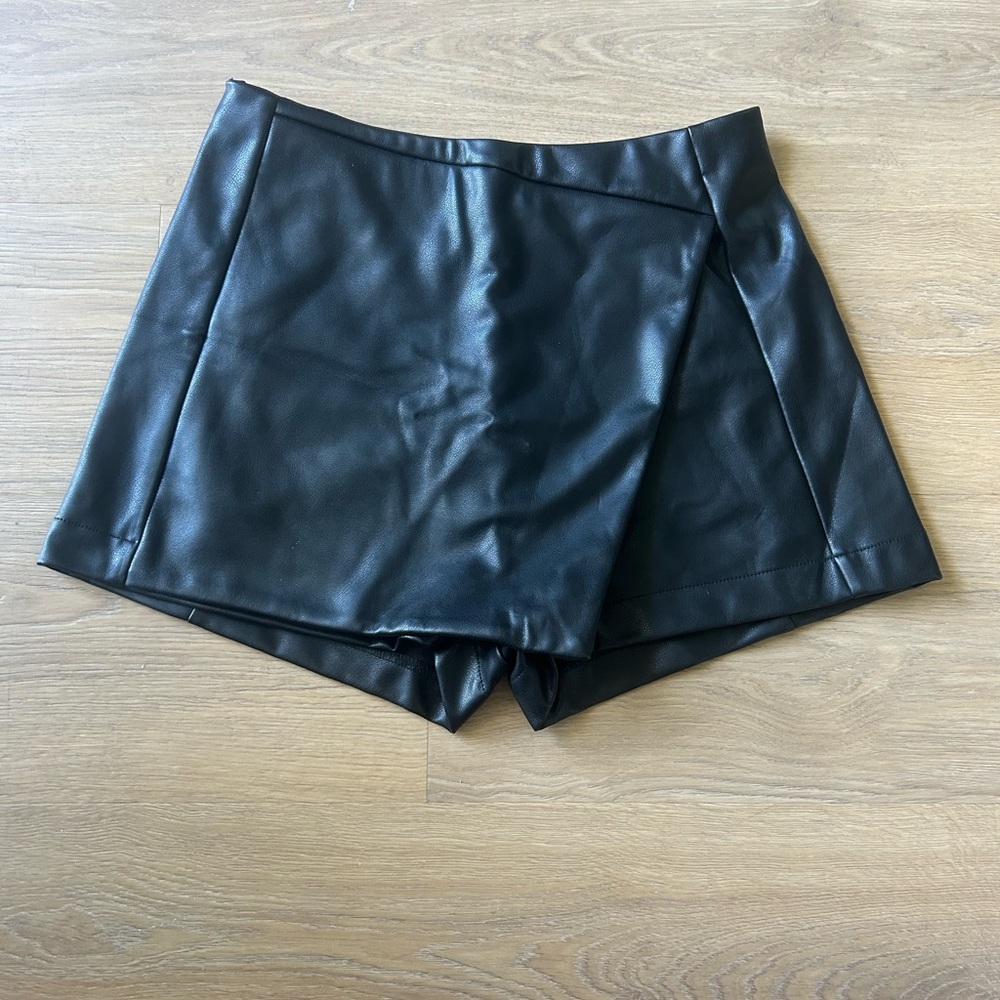Black Faux Leather Women Shorts 😍